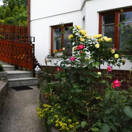 U Mikolajczykow 홈스테이 슈차브니차